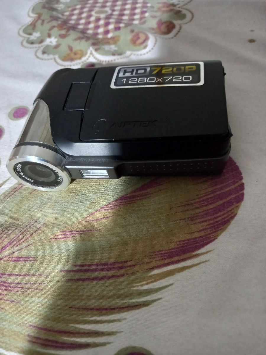 Vendora DISCOUNT 8/9,DIGITAL CAMCORDER HD 720P AIPTEK 3 Vendora DISCOUNT 8/9,DIGITAL CAMCORDER HD 720P AIPTEK