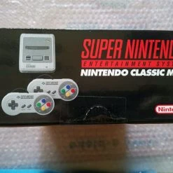 Vendora Nintendo SNES Mini Classic (OPEN BOX) -vintage object shop aa7f733a2e9a41f55f522f66652c5e5a7cca61e2 xl
