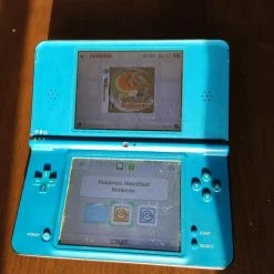 Vendora DSiXL με 150 παιχνίδια!!! Όλα τα Pokemon, Zelda, Mario!! -vintage object shop ad026aa04eb244b8e9c30a874618ba1d2c00749a xl