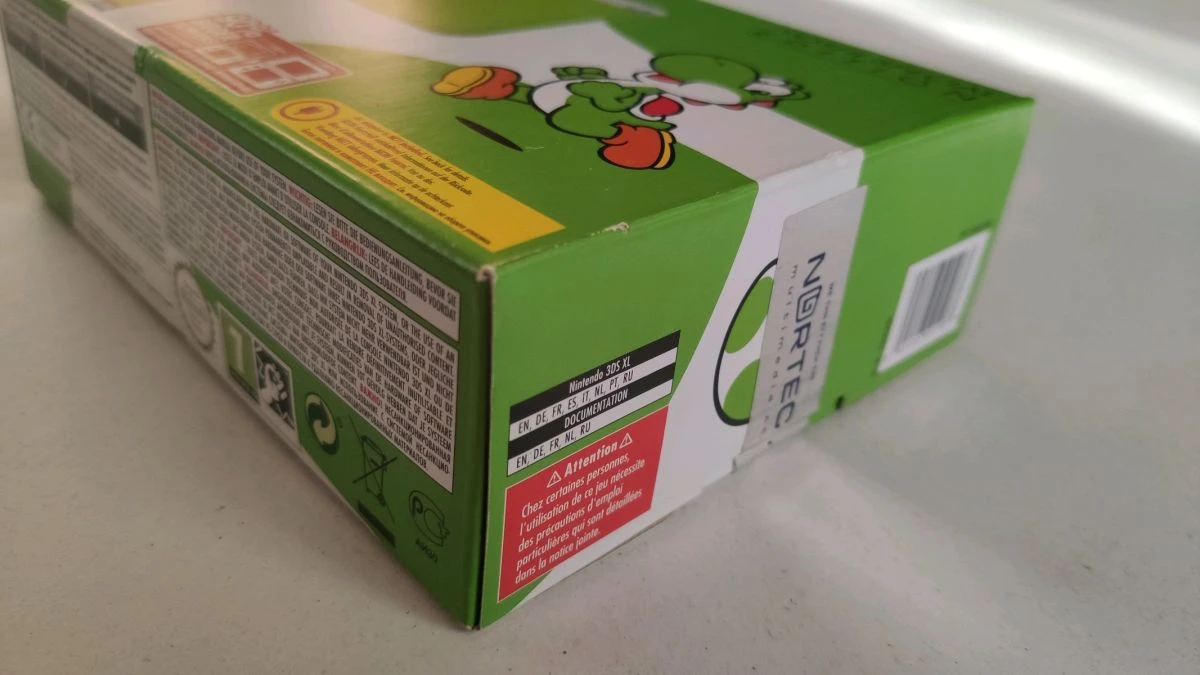 Vendora Nintendo 3DS XL Yoshi Special Edition Σφραγισμένο 6 Vendora Nintendo 3DS XL Yoshi Special Edition Σφραγισμένο - Image 4