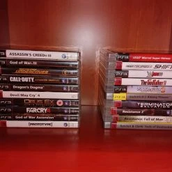 Vendora Πουλιέται μεταχειρισμένο Playstation 3 Super Slim σε άριστη κατασταση μαζί με δύο κομτρολερ και 19 παιχνίδια μαζί με Power Cable και Hdmi μόνο για 180 (η τιμή είναι συζητήσιμη) -vintage object shop b19ed2362933ea31204ce6f2abbfdd2602814598 xl