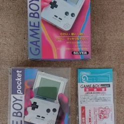 Vendora Nintendo "Gameboy Pocket Silver" (καινούριο) -vintage object shop b4cbe8844572a9d0649675b0be25ea01ce6b3e99 xl