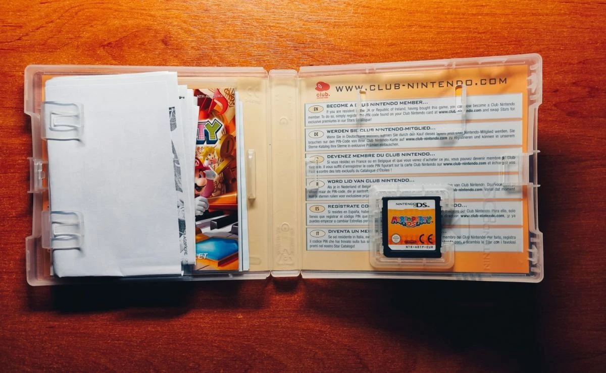 Vendora Nintendo DS Lite σε πολύ καλή κατάσταση Δώρο ΜARIO PARTY 12 Vendora Nintendo DS Lite σε πολύ καλή κατάσταση Δώρο ΜARIO PARTY - Image 10