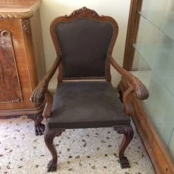 Vendora Τραπεζαρία, 6 καρέκλες, 2 πολυθρόνες. Πωλούνται ξεχωριστά και μπουφές, βιτρίνα, όλα με λεοντοπόδαρα . -vintage object shop bb1a42e4f5a5e3dd444258ebb01cbd805b32aadf xl