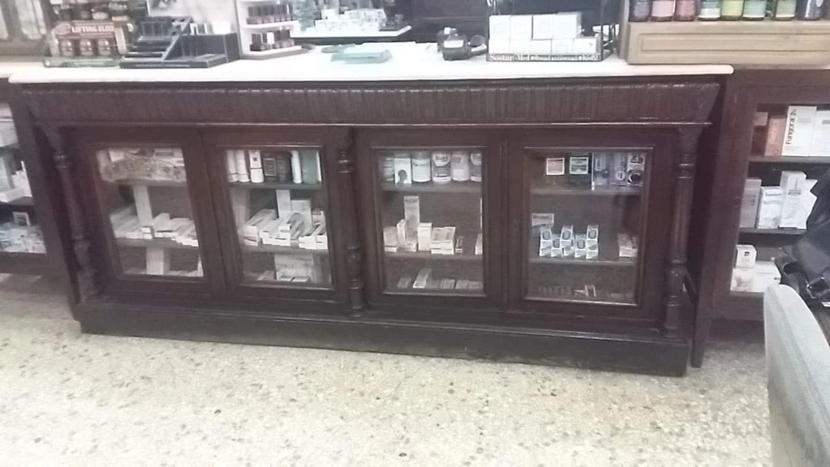 Vendora Φαρμακειο ΕΛΛΗΝΙΚΟ του 1870 (πωλείται η επίπλωση ΟΧΙ η επιχείρηση) 6 Vendora Φαρμακειο ΕΛΛΗΝΙΚΟ του 1870 (πωλείται η επίπλωση ΟΧΙ η επιχείρηση) - Image 4