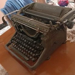 Vendora γραφομηχανή παλιά αντίκα αμερικανική