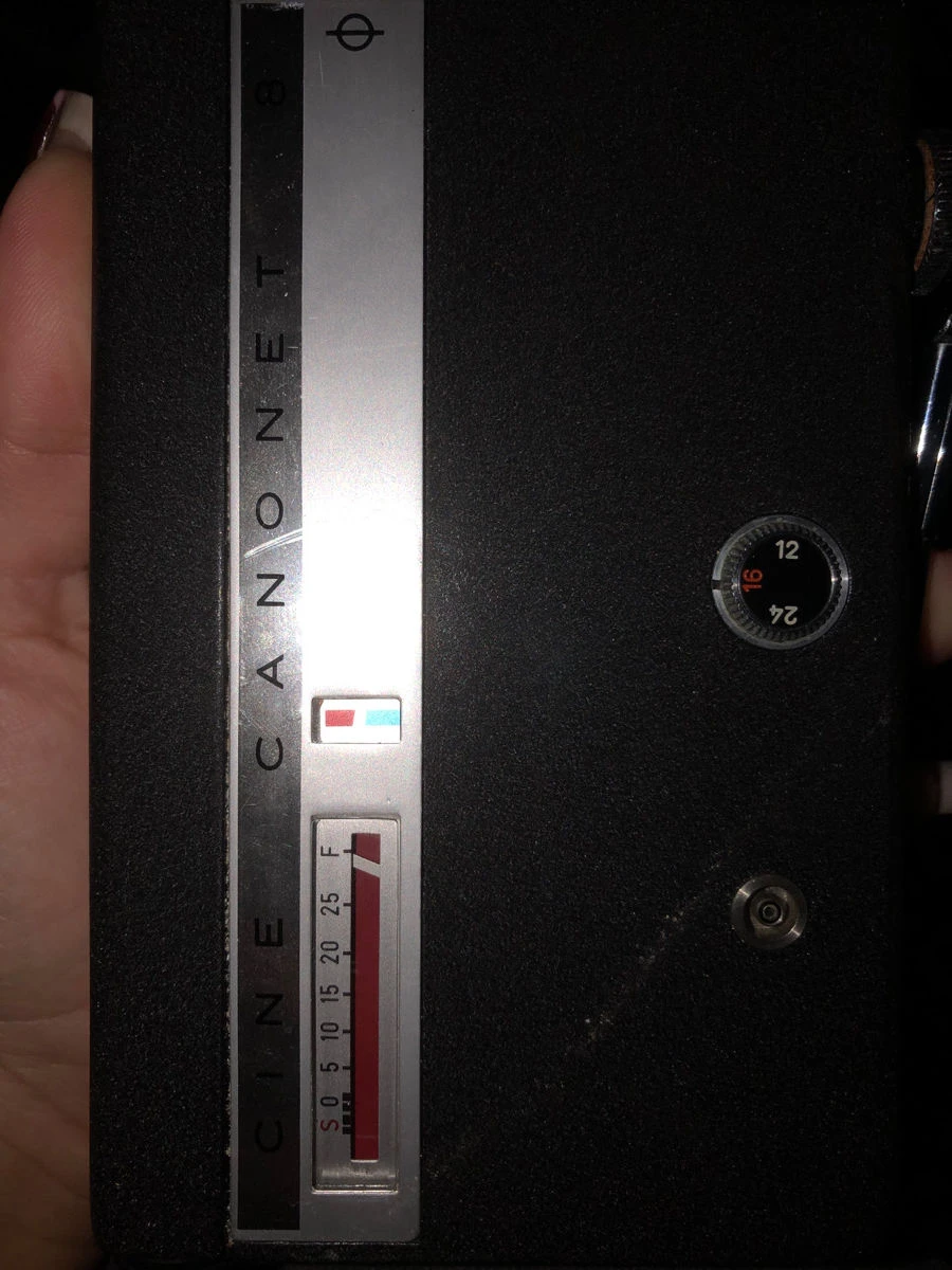 Vendora Canon Canonet 8 Vintage Cine Camera W/ C-8 10-25mm F/1.8 Lens 6 Vendora Canon Canonet 8 Vintage Cine Camera W/ C-8 10-25mm F/1.8 Lens - Image 4