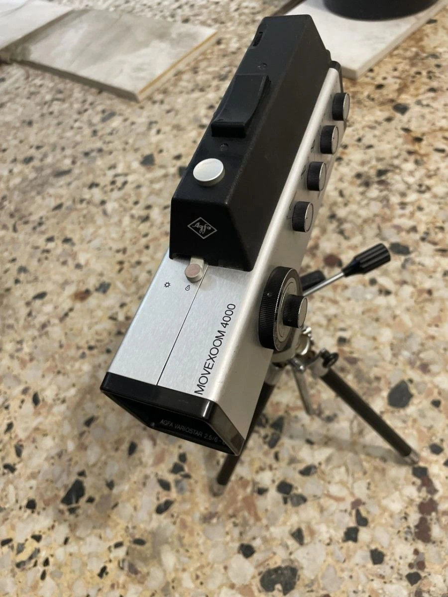 Vendora Movexoom 4000 Synchro Sound Super 8 Reflex Film Camera 6 Vendora Movexoom 4000 Synchro Sound Super 8 Reflex Film Camera - Image 4