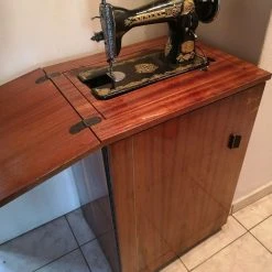 Vendora ραπτομηχανή!!!