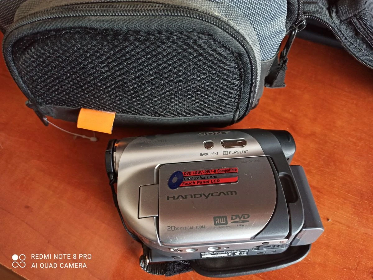 Vendora SONY HANDYCAM 105 CAMERA 3 Vendora SONY HANDYCAM 105 CAMERA