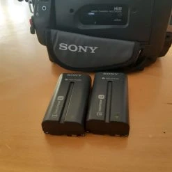 Vendora βιντεοκαμερα SONY -vintage object shop d3f863501f337ded60817a940b60e00a1f3b1ef4 xl