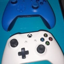 Vendora Xbox One S+2 Controller+minecraft -vintage object shop d6ea27de2792a4c21e5d18ed0c959199d4204795 xl