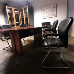 Vendora Συνεδριακό Γραφείο + 4 Δερμάτινες καρέκλες. -vintage object shop d90173a9e47f9eb420061bba130204903da88ad3 xl