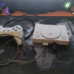 Vendora Playstation Classic -vintage object shop dacf07e59d32e35b09813d9d600bb04d671a0d0b xl