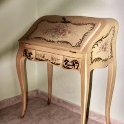 Vendora Σεκρετέρ από πατίνα ζωγραφισμένη στο χέρι (Louis XV)