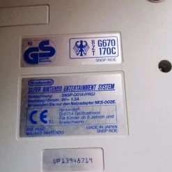 Vendora SNES ΚΟΝΣΌΛΑ ΜΕ 4 ΠΑΙΧΝΙΔΙΑ Κ ΕΝΑ ΧΕΙΡΙΣΤΉΡΙΟ ΚΑΙ ΚΑΛΏΔΙΟ ΓΙΑ ΣΎΝΔΕΣΗ ΜΕ ΤΗΝ ΤΗΛΕΌΡΑΣΗ ΠΛΗΡΩΣ ΛΕΙΤΟΥΡΓΙΚΌ -vintage object shop f7fb44e9ed04926272e865224b530f4d54d64286 xl